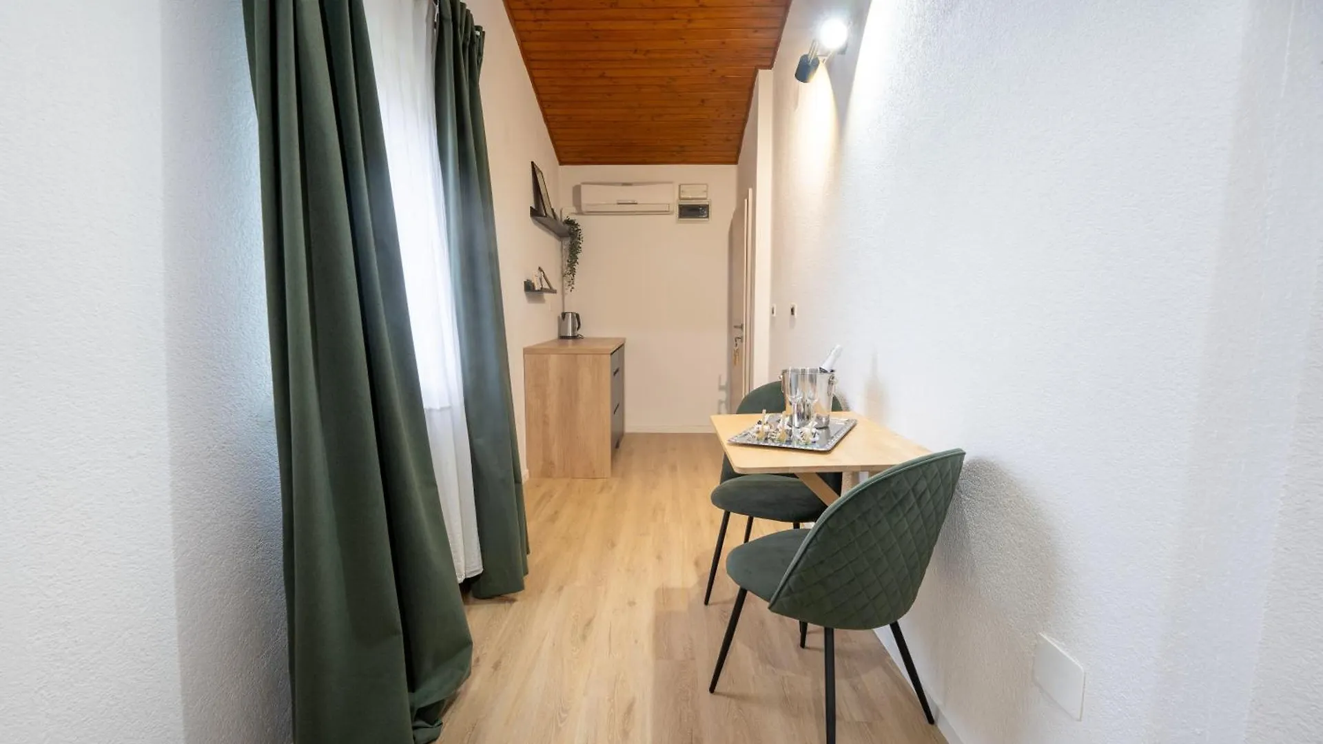 Nocleg ze śniadaniem Hotel Maslina Seget